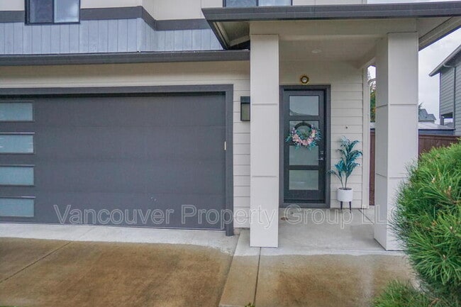 Building Photo - 6604 NE 107th St