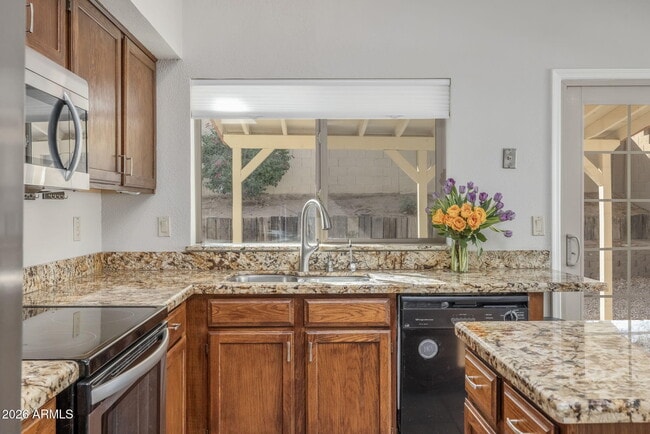 Building Photo - 9440 S 44th St