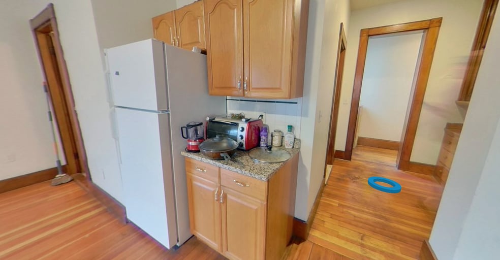 Building Photo - 12 Gardner St