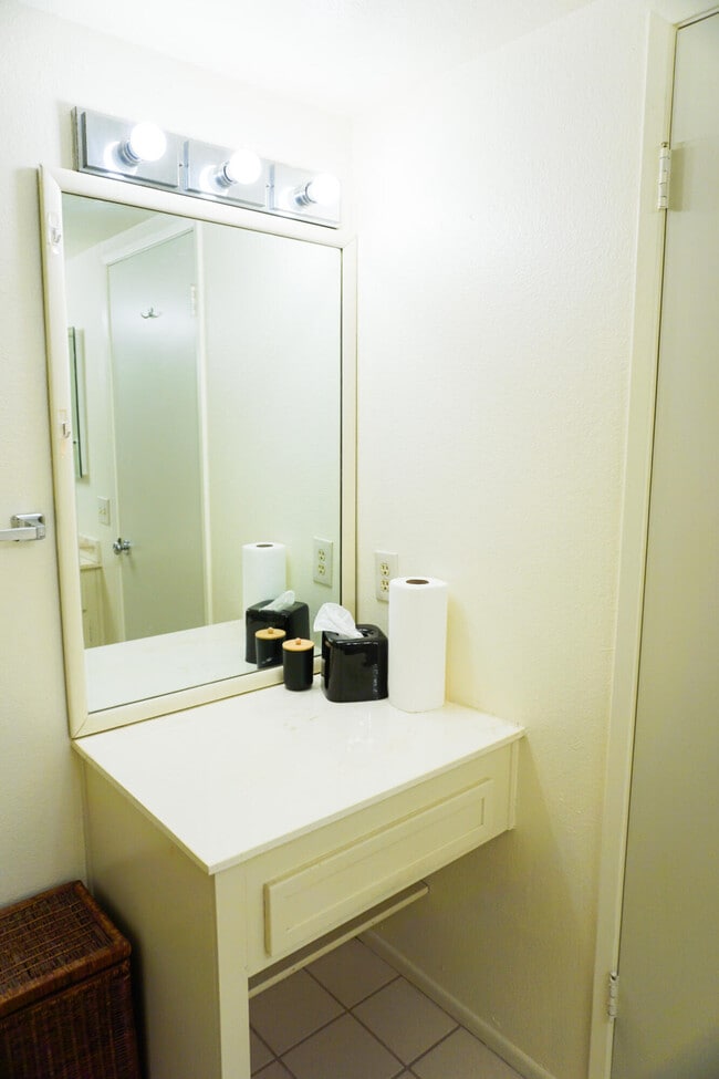 Building Photo - 82186 Bergman Dr