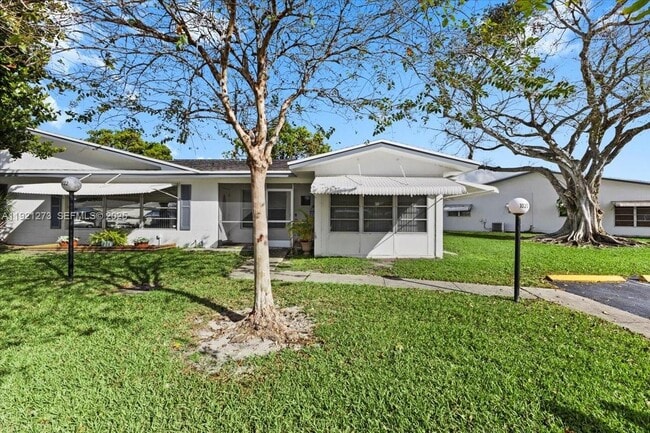 Building Photo - 1020 NW 88th Ave