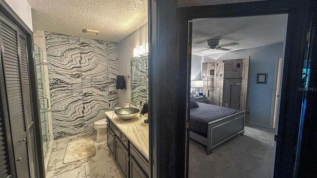 Building Photo - 1635 Royal Palm Dr S