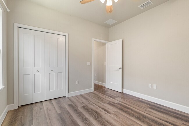 Building Photo - 1689 SW 71st CIR
