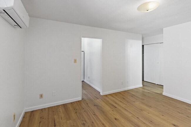 Interior Photo - Vista Palmera