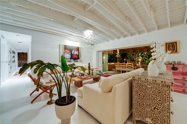 Building Photo - 330 Gulf Rd