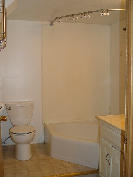 Building Photo - 1134 2nd Street