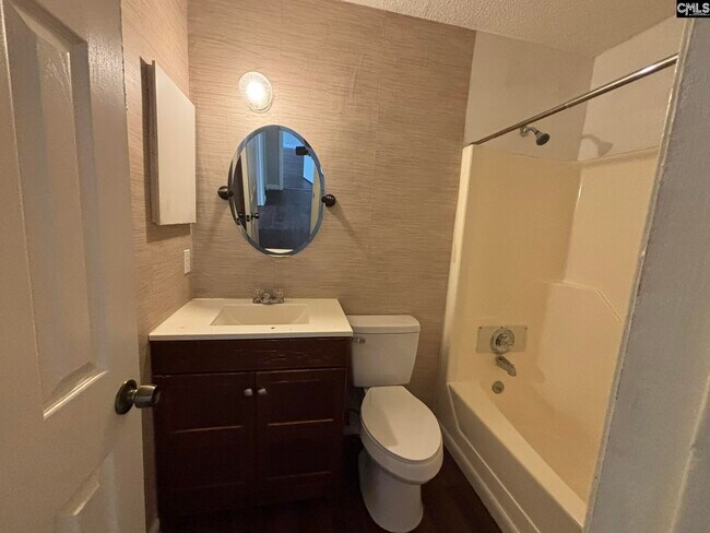 Building Photo - 209 Timber Ct
