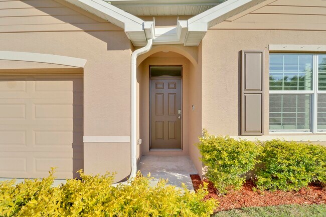 Building Photo - 1455 SW Bartell Ave