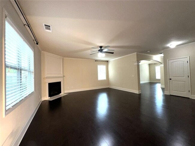Building Photo - 1365 Delo Ln