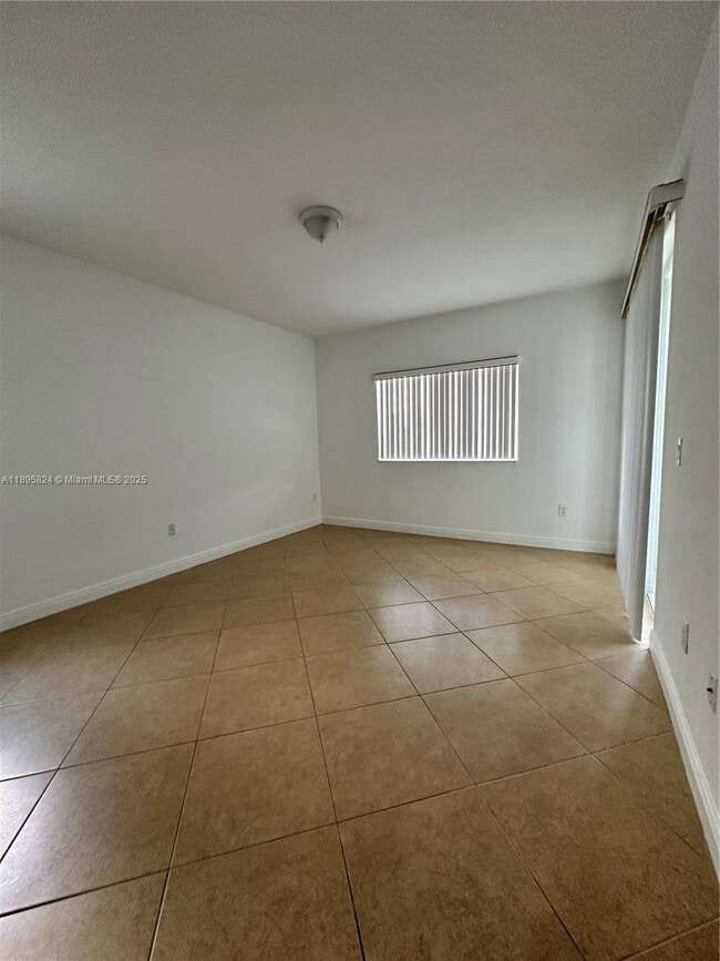 Building Photo - 10700 NW 66th St
