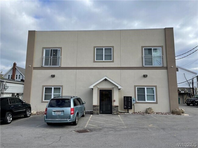 Building Photo - 4226 N Buffalo St