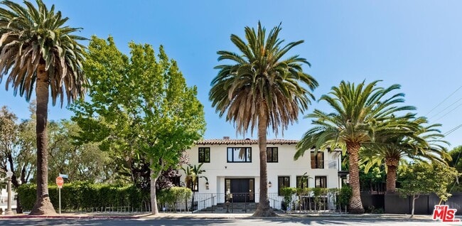 Building Photo - 2890 Forrester Dr