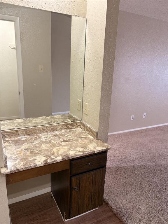 Building Photo - 6908 Lovely Ln