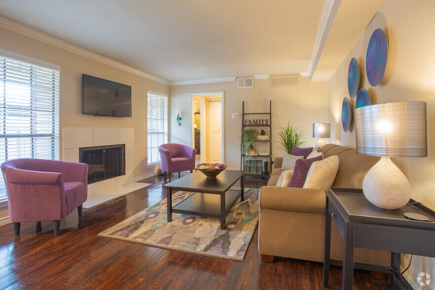 Harwood Hills 2452 Highway 121 Bedford TX 76021 Apartment Finder