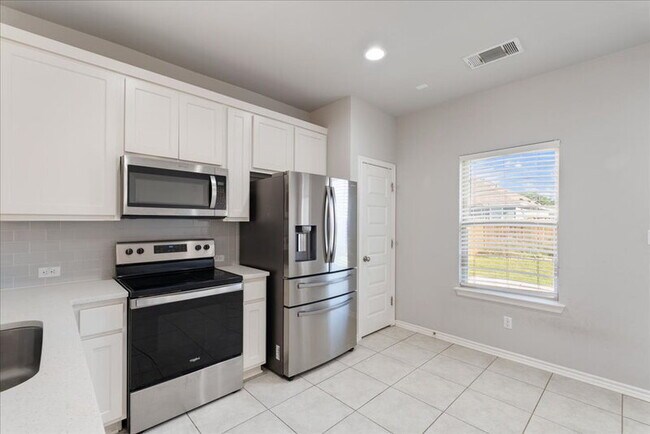 Building Photo - 309 Trellis Blvd