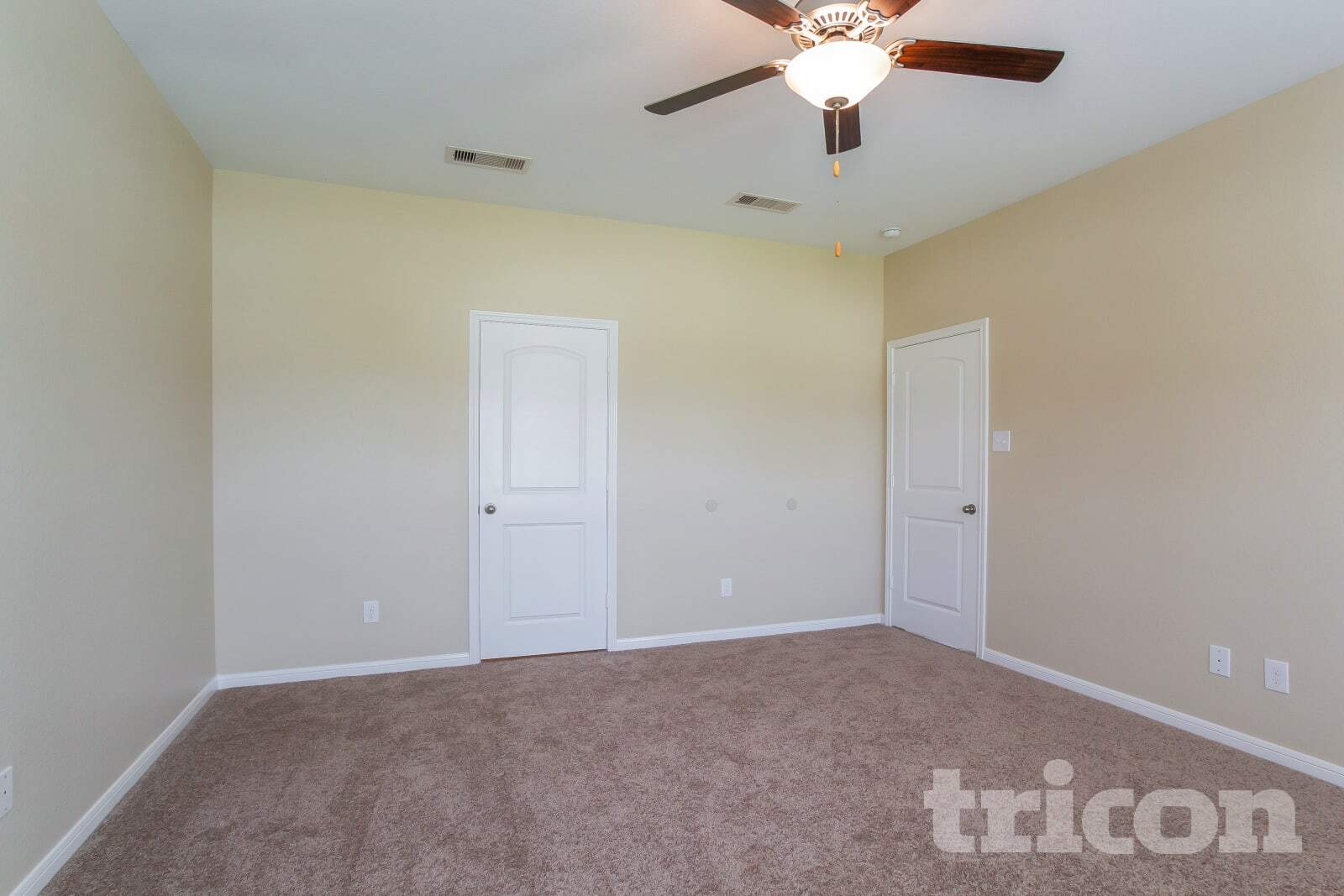 Building Photo - 421 Palomino Stand Dr