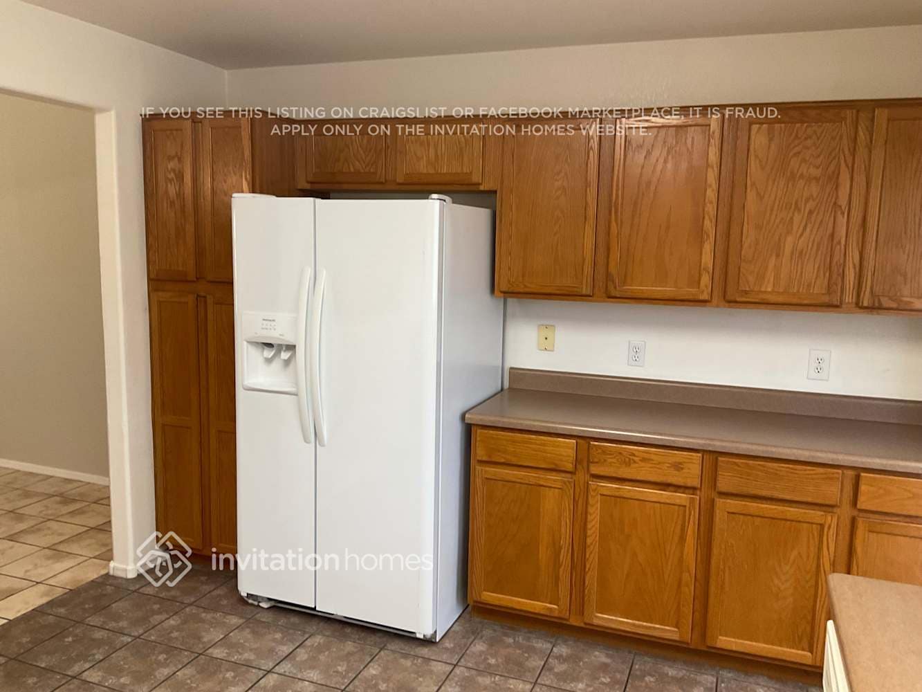 Building Photo - 954 E Pima Ave