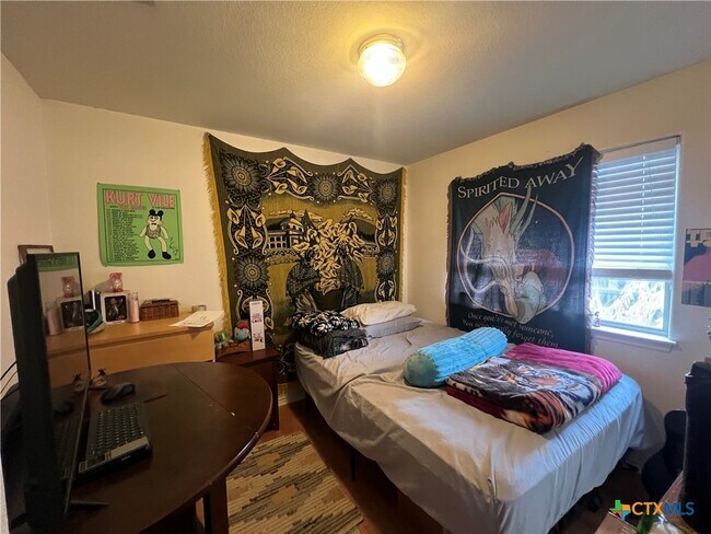 Building Photo - 2764 FM1044