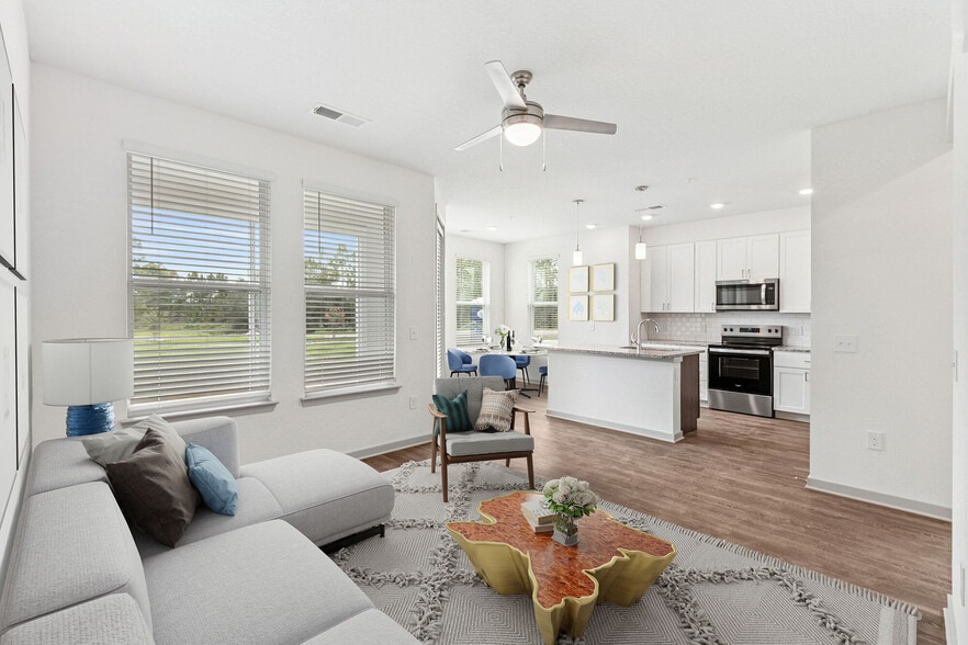 Building Photo - Alera at Hunters Glen