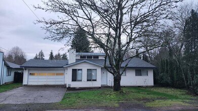 Building Photo - *1ST MONTH'S RENT FREE PROMO*  3 Bed 2 Bath Beaverton Home with big backyard, storage shed, A/C a...