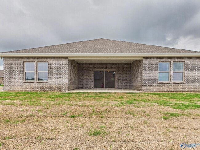 Building Photo - 17993 Longleaf Dr