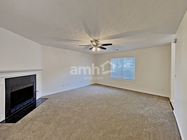 Building Photo - 1067 Woodsong Pass Ct