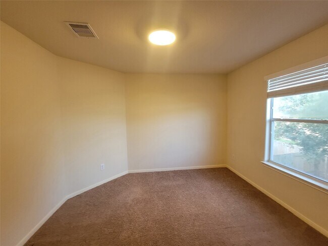 Building Photo - 2719 Indigo Stone Ln