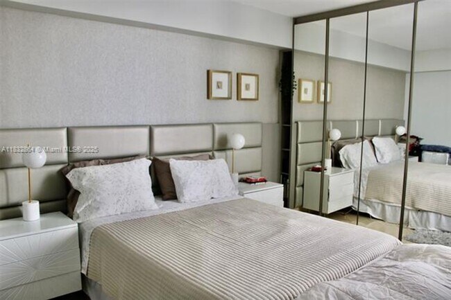 Building Photo - 325 S Biscayne Blvd