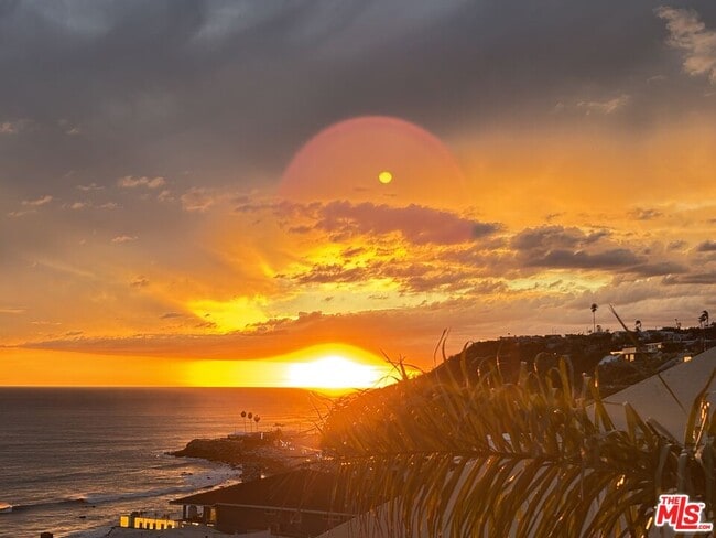 Building Photo - 18065 Coastline Dr