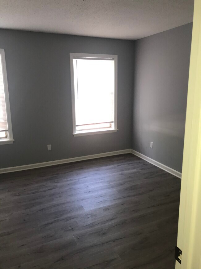 Building Photo - 712 Ridge Creek Dr