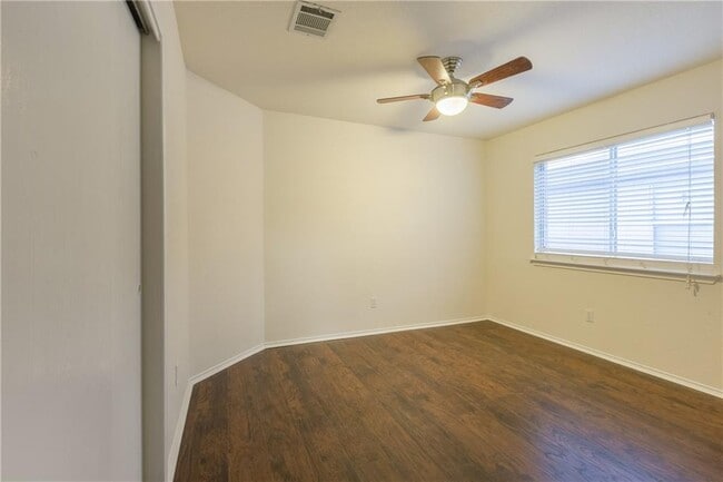 Building Photo - 17302 Dashwood Creek Dr