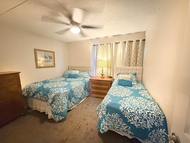 Building Photo - 7750 Jimmy Buffett Mem Hwy