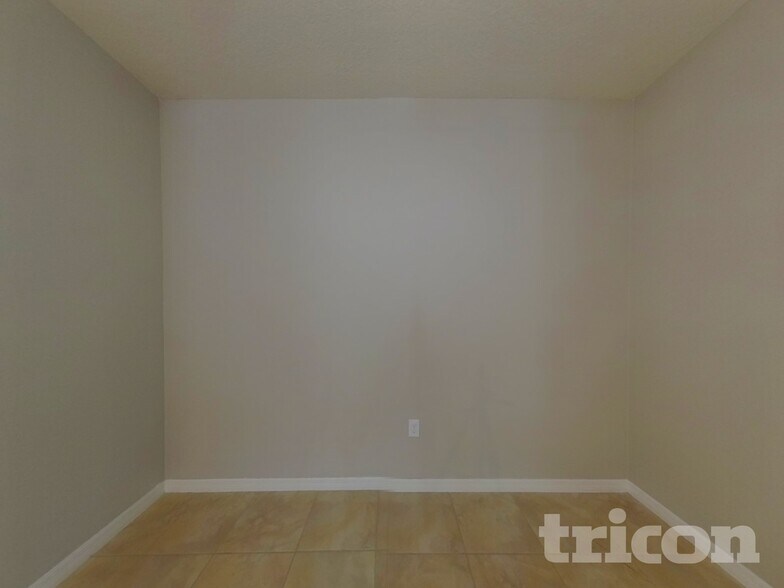 Building Photo - 2743 Red Horse Dr