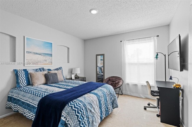 Building Photo - 128 Emeraldview Ave