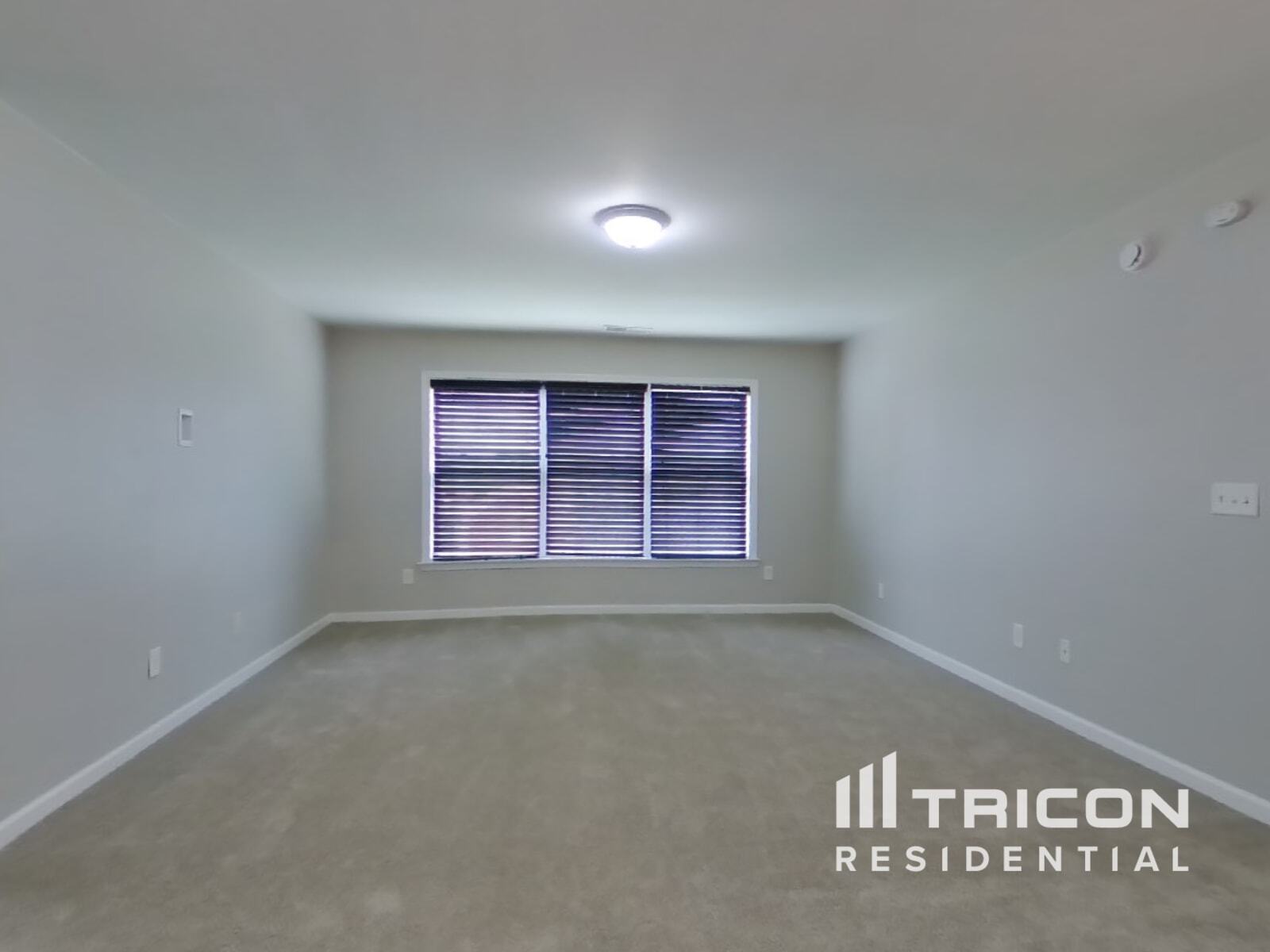 Building Photo - 3751 Lanier Dr