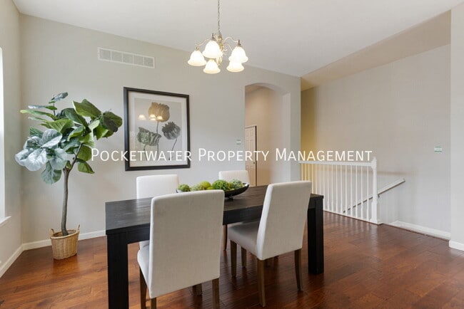 Building Photo - 3533 Parkside Center Dr