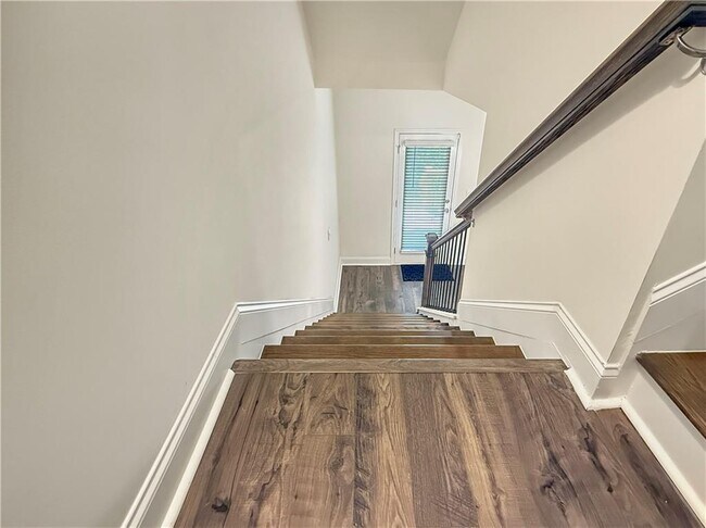 Building Photo - 1160 Kendron Ln