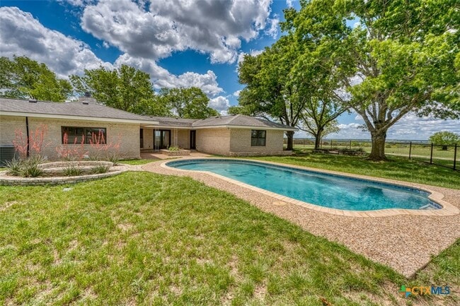 Building Photo - 614 Co Rd 207