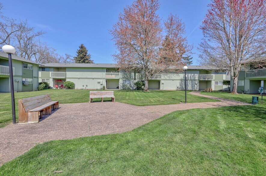 Sequoia Apartments 460 Lindale Dr Springfield OR 97477 Apartment Finder