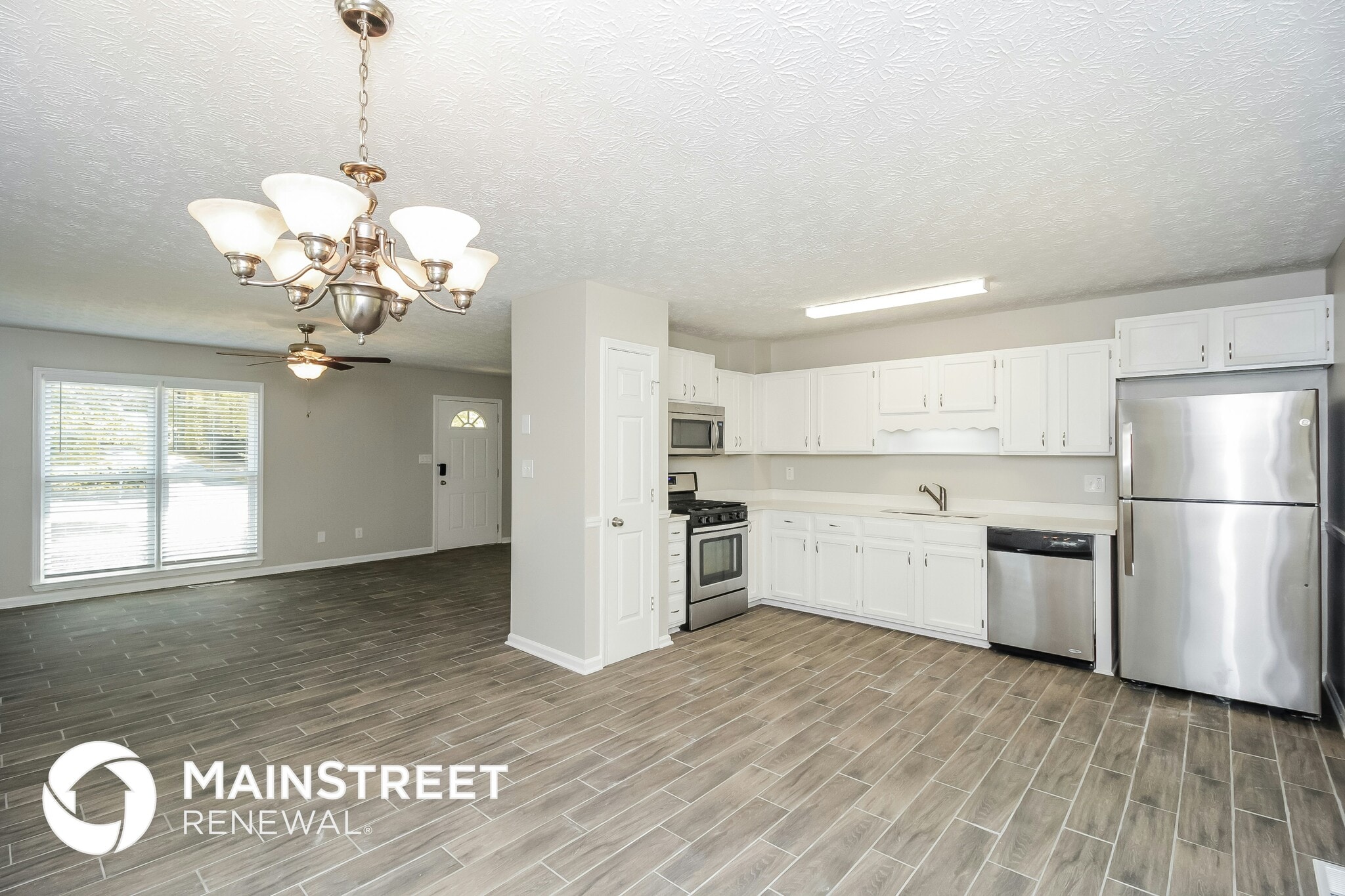 Building Photo - 333 Oak Landing Cir