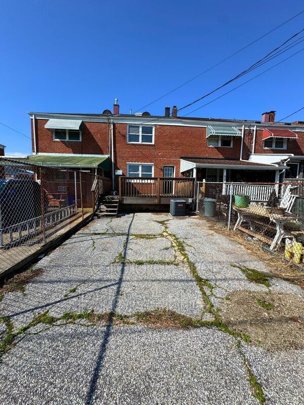 Building Photo - 4033 St Augustine Ln
