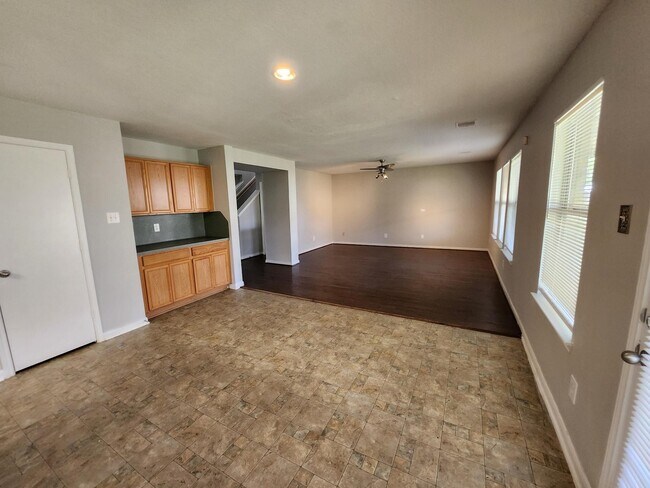 Building Photo - 20718 Blanton Brook Dr