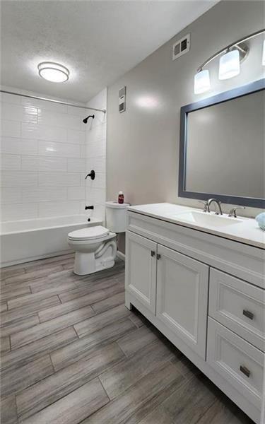 Building Photo - 401 Park Ridge Cir
