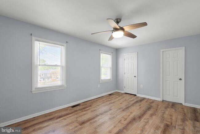 Building Photo - 9130 Bobwhite Cir