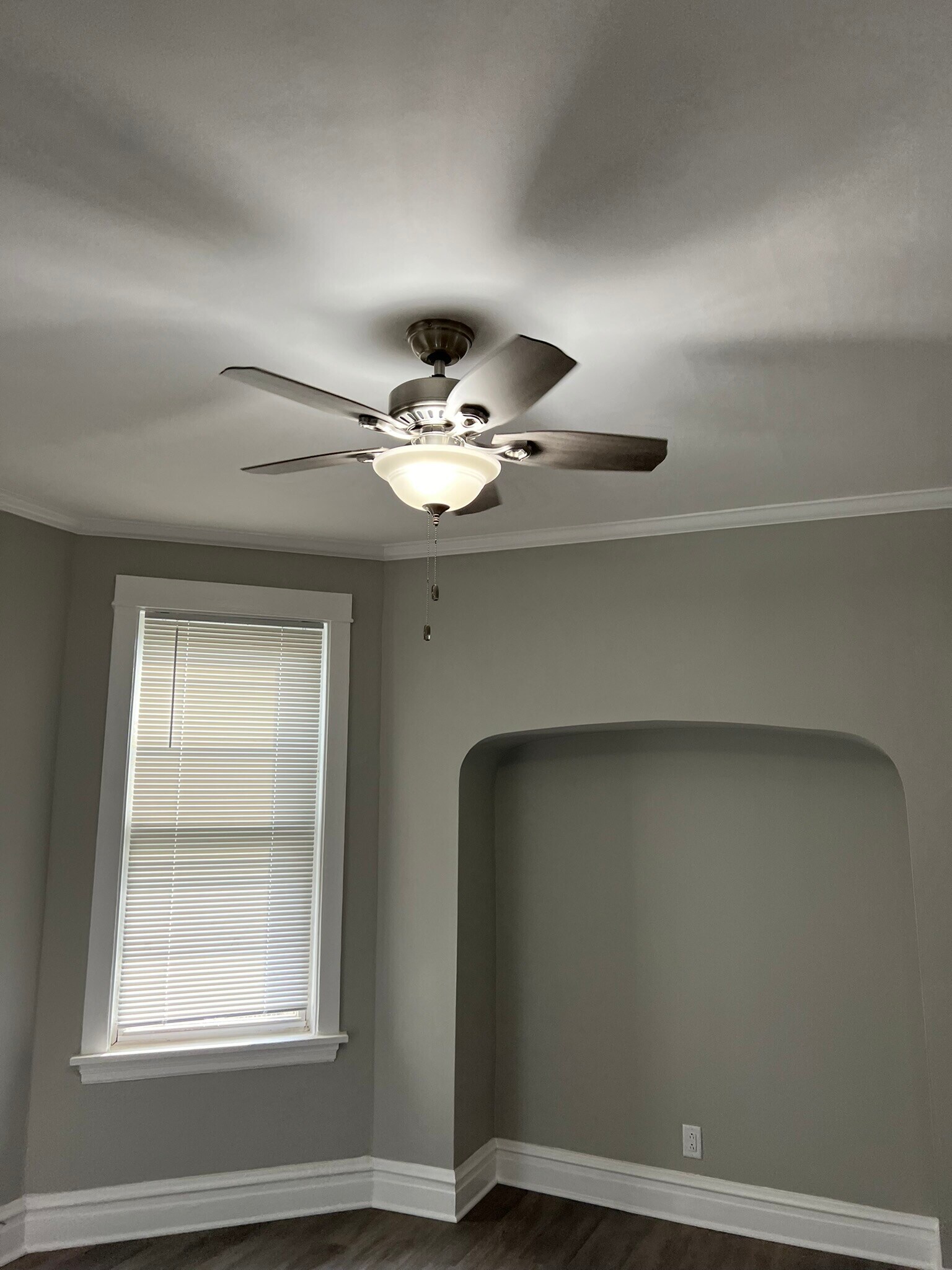 Building Photo - 4718 N Laramie Ave