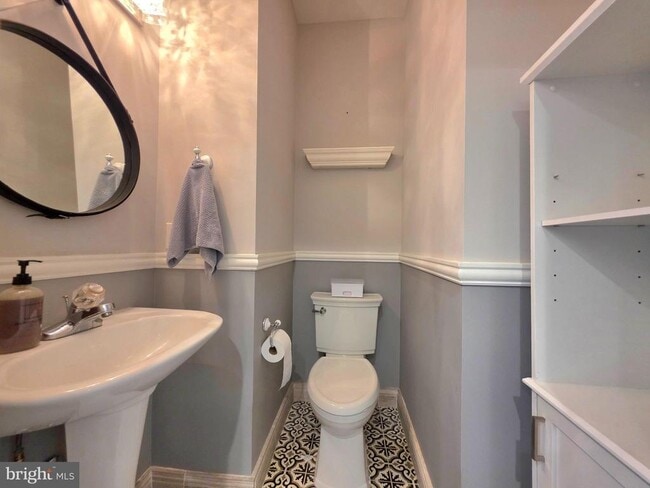 Building Photo - 5300 Arapaho Ln