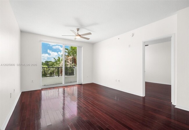 Building Photo - 2421 NE 65th St