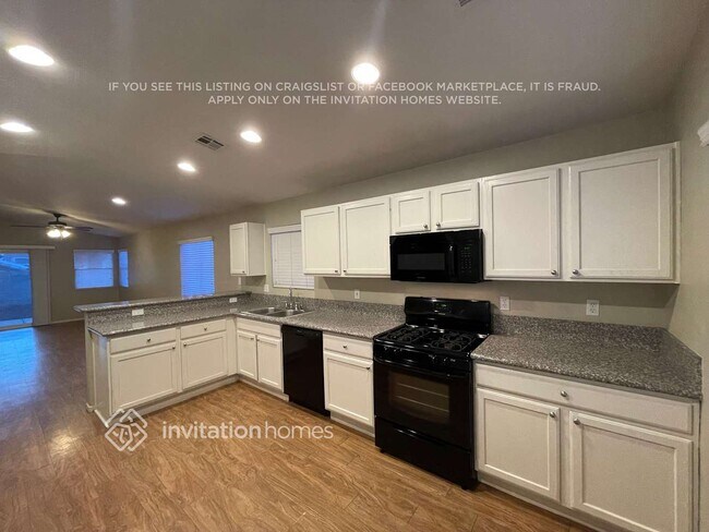 Building Photo - 285 Mayberry St