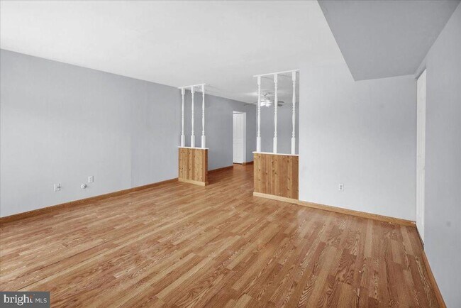 Building Photo - 2900 State Hill Rd