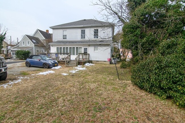 Building Photo - 26 North St